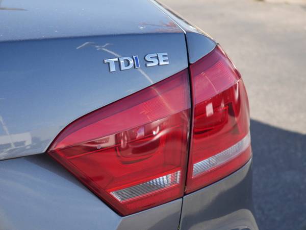 2015 Volkswagen Passat 2.0L TDI SE w/Sunroof for sale in Inver Grove Heights, MN – photo 15