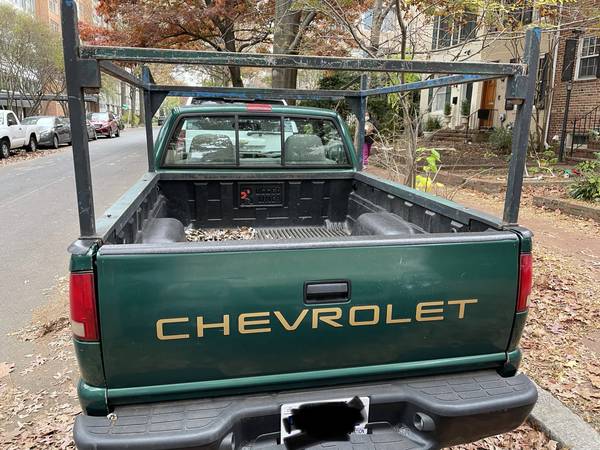 Chevrolet S-10 - cars & trucks - by owner - vehicle automotive sale for sale in Washington, District Of Columbia – photo 4