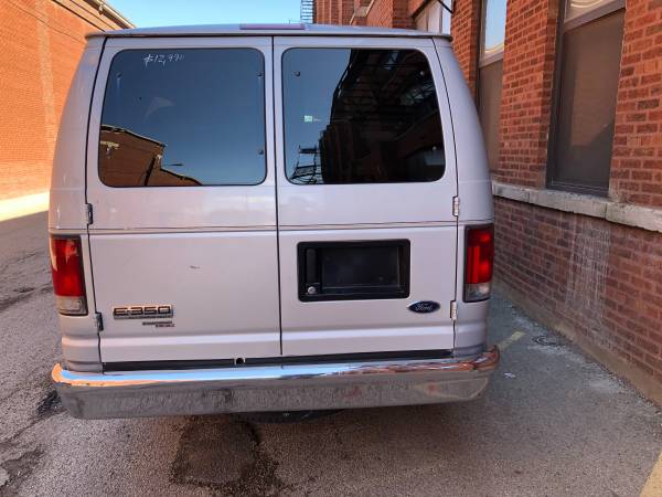 2008 Ford E350 Ext Super Duty 14 Pass Van 96K 1 owner Like New! for sale in Chicago, IL – photo 6