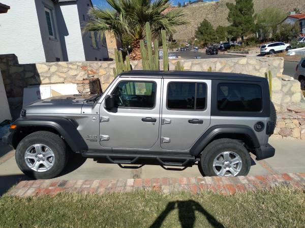 2018 JEEP WRANGLE UNLIMITED - cars & trucks - by owner - vehicle... for sale in El Paso, TX – photo 9