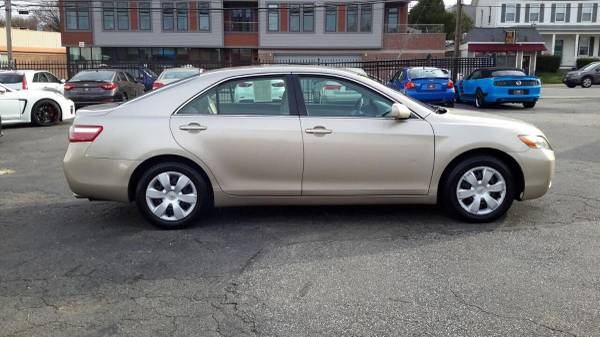 2007 Toyota Camry LE V6 4dr Sedan - SUPER CLEAN! WELL MAINTAINED! -... for sale in Wakefield, MA – photo 5