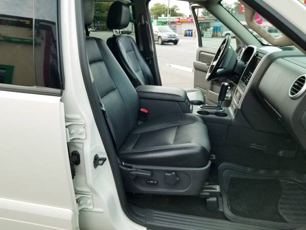 Mercury Mountaineer LOW MILEAGE for sale in Ozone Park, NY – photo 11