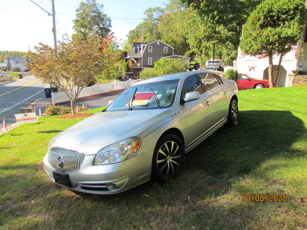 2011 Buick Lucerne CXL - cars & trucks - by owner - vehicle... for sale in Dracut, MA – photo 2