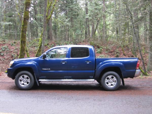 2005 Toyota Tacoma Double Cab SR5 V6 4x4 6-speed manual for sale in Phoenix, OR – photo 4