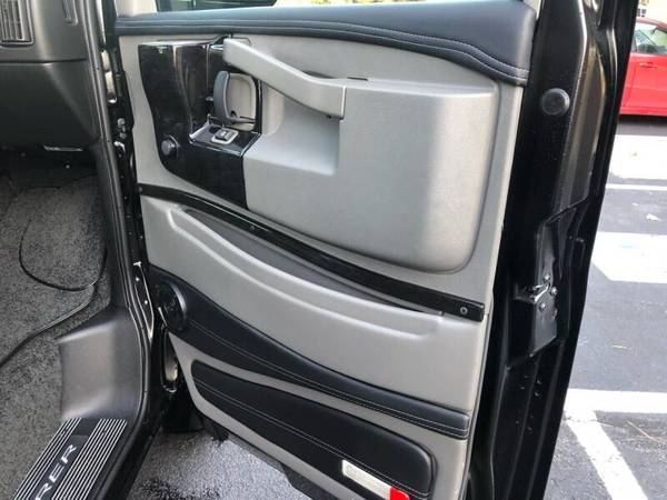 2020 GMC SAVANA 2500 EXPLORER EXTENDED CONVERSION VAN:9 PASS - cars... for sale in Hudson, MA – photo 12