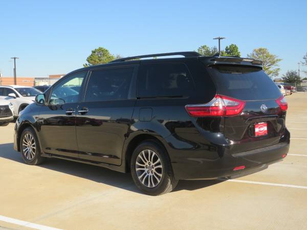 *2020* *Toyota* *Sienna* *XLE Automatic Access Seat FWD 7-Passenger*... for sale in Houston, TX – photo 3