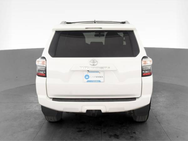 2018 Toyota 4Runner SR5 Sport Utility 4D suv White - FINANCE ONLINE... for sale in Washington, District Of Columbia – photo 9