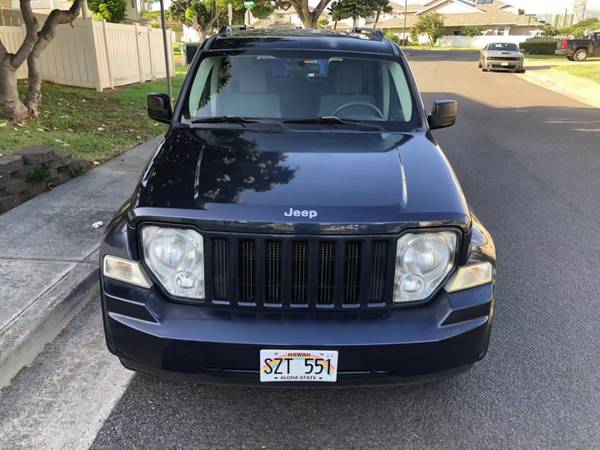 2009 Jeep Liberty 3.7L 4x4 like new condition for sale in Honolulu, HI – photo 2