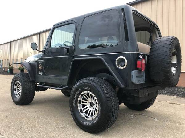 2000 Jeep Wrangler Sahara 4WD -MANUAL - LIFTED for sale in Uniontown, WV – photo 7