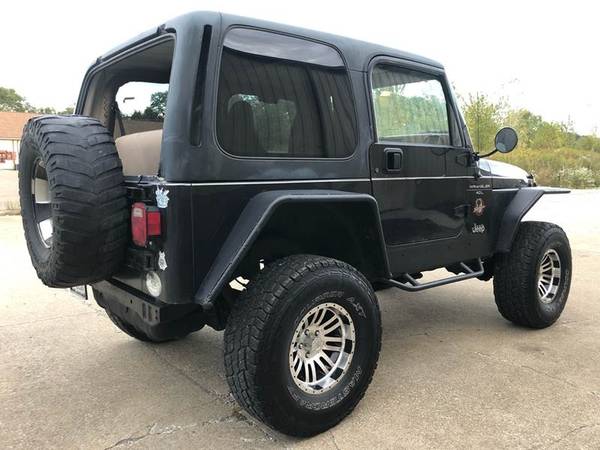 2000 Jeep Wrangler Sahara 4WD -MANUAL - LIFTED for sale in Uniontown, WV – photo 5
