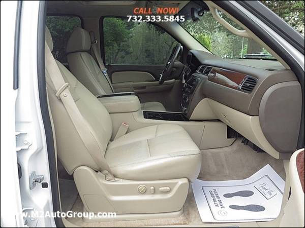 2007 GMC Yukon XL SLE 1500 4dr SUV - - by dealer for sale in East Brunswick, NY – photo 12