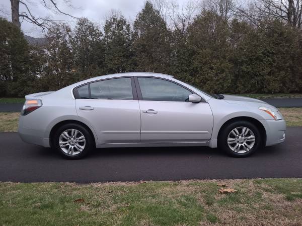 2012 Nissan Altima 2.5S 4cyl Low Miles!! **95K** - cars & trucks -... for sale in North Haven, CT – photo 5