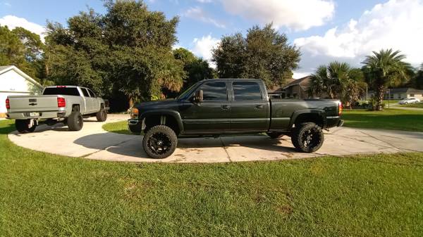 2004 GMC 2500 HD SLT 6liter. - cars & trucks - by owner - vehicle... for sale in North Port, FL – photo 5