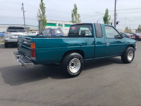 1996 Nissan Pickup XE King Cab 2WD 4Cyl 5Spd Air PS for sale in Longview, OR – photo 2
