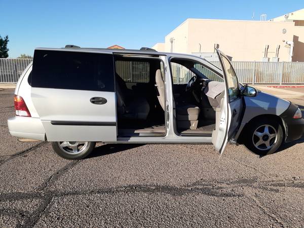 Ford Windstar Minivan Low Miles - cars & trucks - by owner - vehicle... for sale in Green valley , AZ – photo 5