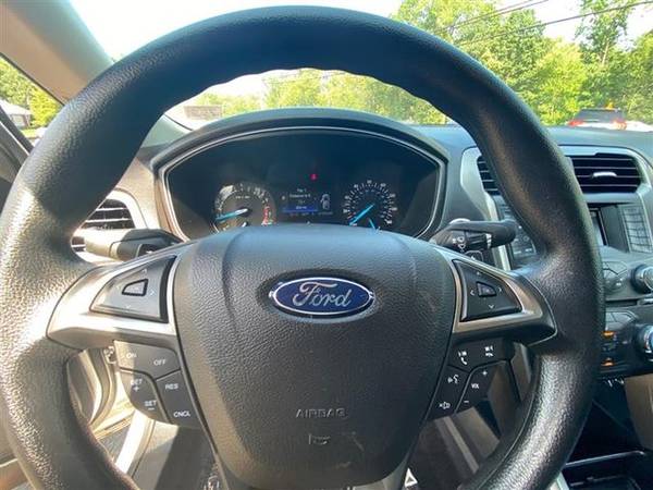 2017 Ford Fusion -- LET'S MAKE A DEAL!! CALL - cars & trucks - by... for sale in Garrisonville, VA – photo 15