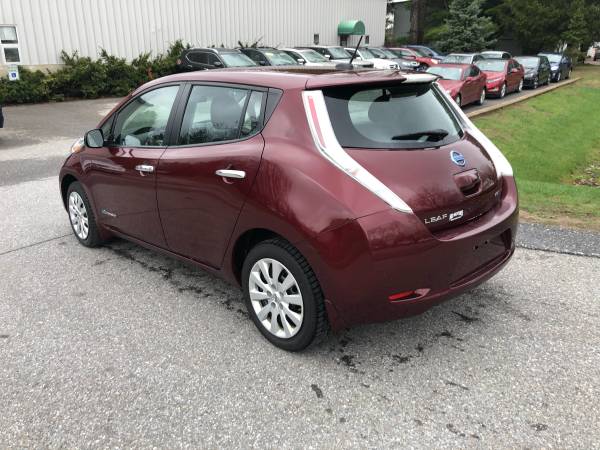 2017 NISSAN LEAF ELECTRIC - - by dealer - vehicle for sale in Williston, VT – photo 8