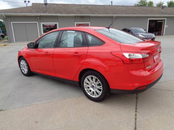 2012 Ford Focus SE Sedan for sale in Marion, IA – photo 8