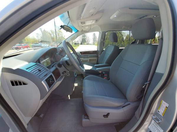 2010 Chrysler Town and Country Touring Rollx Conversion w/82K miles for sale in Jordan, MN – photo 9