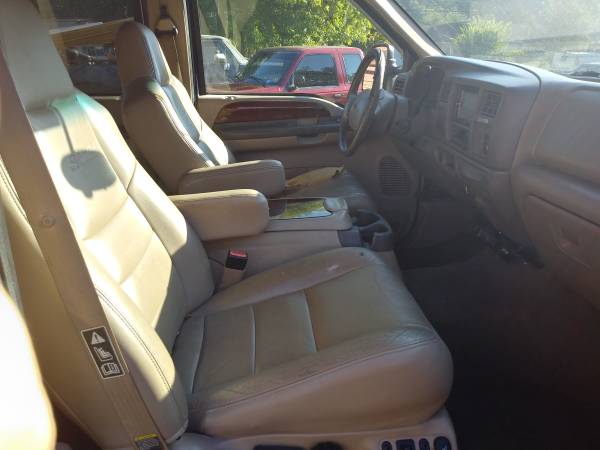 2002 Ford Excursion Diesel 7.3L for sale in Tornado, KY – photo 4