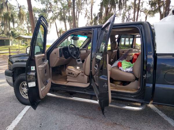 Chevrolet Silverado hd 2500 4X4 v8 6 0 with topper camper shell Cap for sale in Winter Haven, FL – photo 16