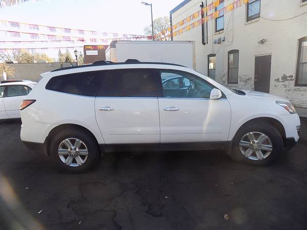 2014 Chevy Traverse 2LT AWD (#7952) - cars & trucks - by dealer -... for sale in Minneapolis, MN – photo 4