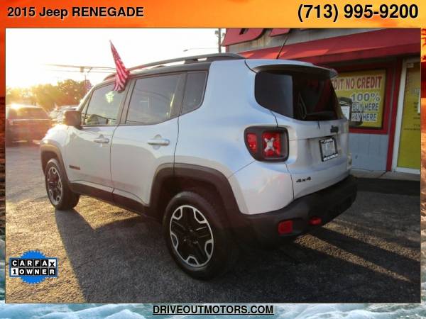 2015 JEEP RENEGADE - cars & trucks - by dealer - vehicle automotive... for sale in Houston, TX – photo 2