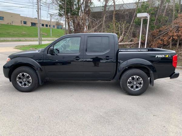 2014 Nissan Frontier Pro-4X 116k Miles Leather/Back Up Cam - cars for sale in Marion, IA – photo 2