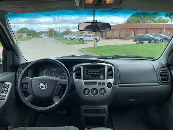 2004 Mazda Tribute LX - - by dealer - vehicle for sale in Dayton, OH – photo 12