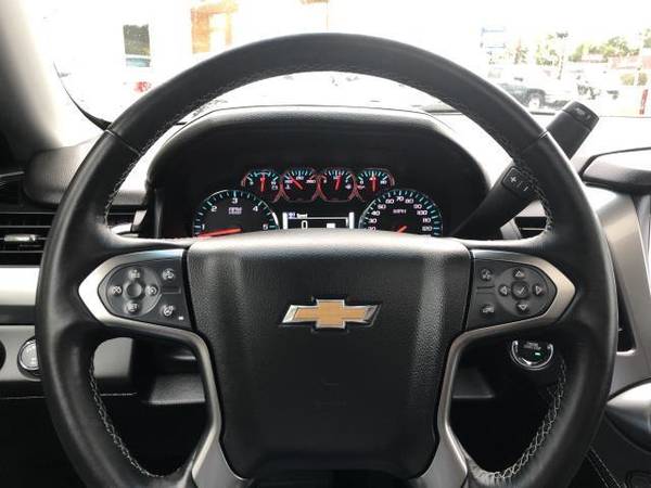 2019 Chevrolet Suburban 4WD 4dr 1500 LT for sale in Fort Gratiot, MI – photo 17