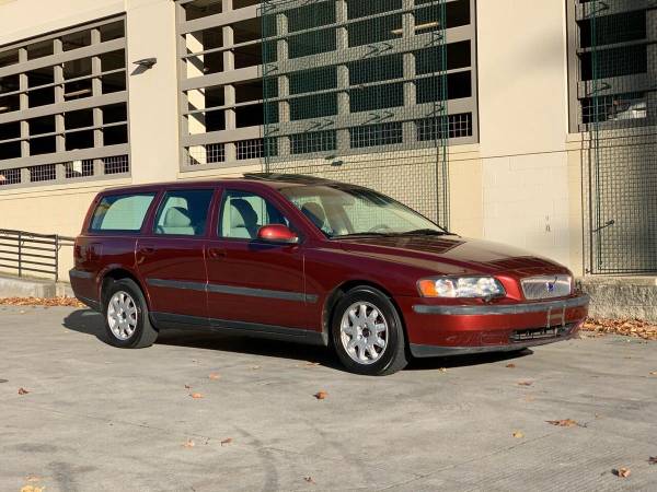 2002 Volvo V70 2.4 4dr Wagon - cars & trucks - by dealer - vehicle... for sale in Portland, OR – photo 2