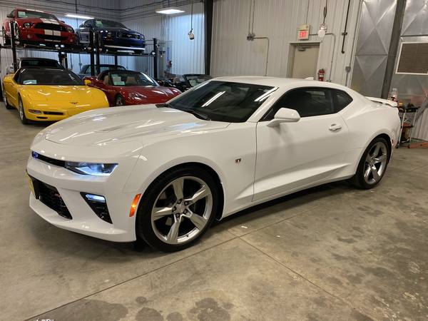 2018 Chevy Camaro 2SS with 1200 Miles! - - by dealer for sale in Sioux Falls, SD – photo 3