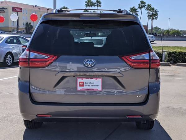 2017 Toyota Sienna LE Auto Access Seat SKU:HS767183 Mini-Van - cars... for sale in Corpus Christi, TX – photo 7