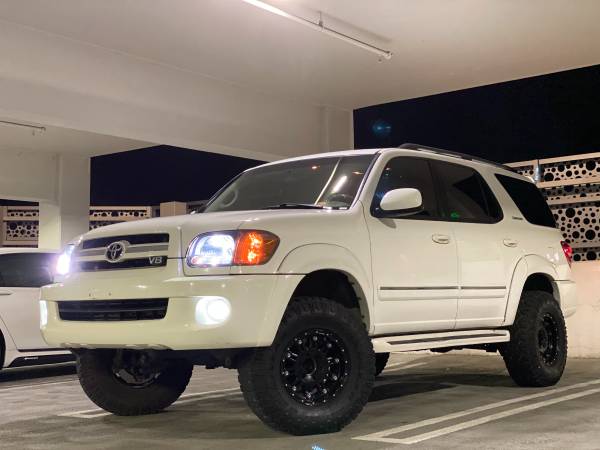 TOYOTA SEQUOIA LIMITED. 4X4. LOW MILES. for sale in Folsom, CA – photo 3