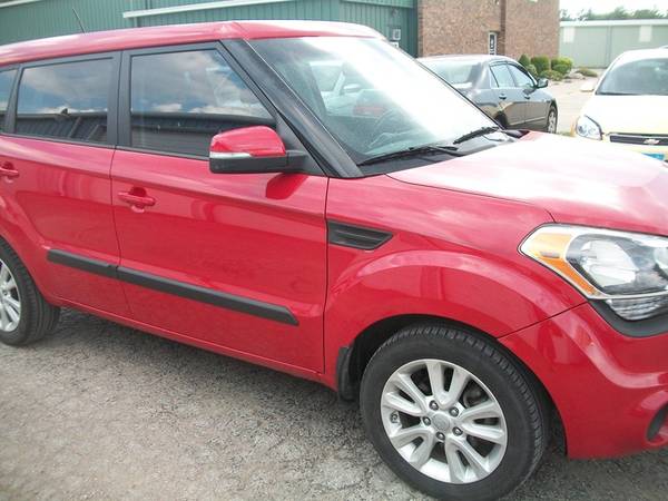 2013 Kia Soul + - cars & trucks - by dealer - vehicle automotive sale for sale in Normal, IL – photo 2