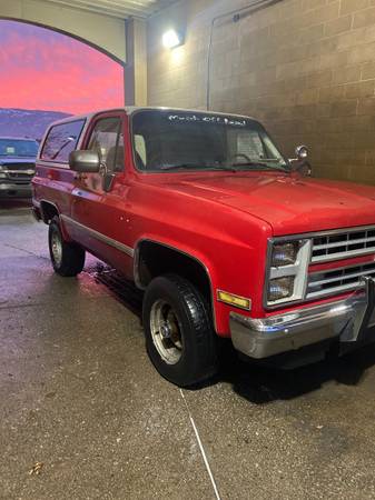 1986 Chevrolet K/5 blazer 4x4 clean title - cars & trucks - by owner... for sale in Reno, NV – photo 2