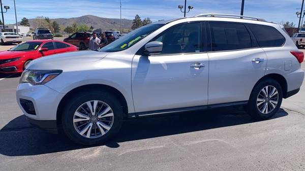 2019 Nissan Pathfinder SV hatchback Brilliant Silver Metallic - cars for sale in Carson City, NV – photo 6