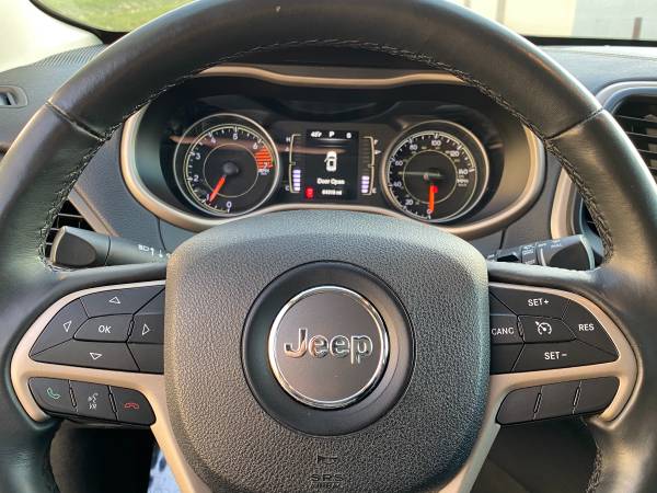 2016 JEEP CHEROKEE LATITUDE 4x4 / ONLY 64K / NEW TIRES / VERY CLEAN... for sale in Omaha, IA – photo 18