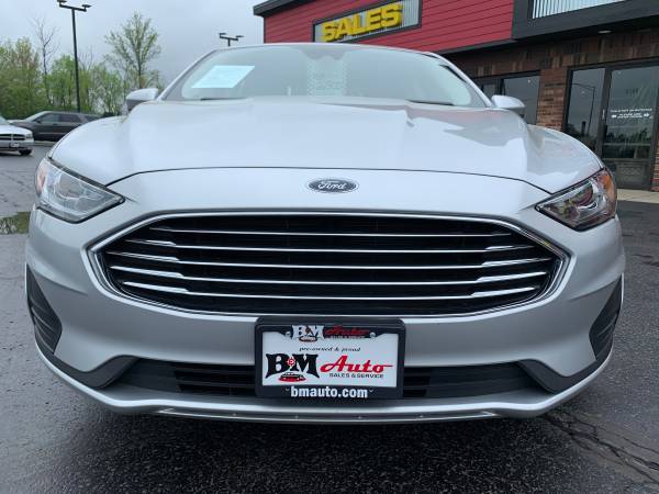 2019 Ford Fusion SE - Huge Touchscreen - Only 18k miles! - cars & for sale in Oak Forest, IL – photo 2