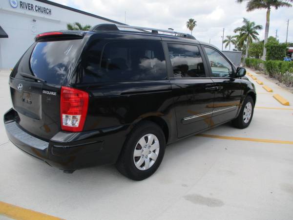 2007 Hyundai Entourage Nice Van! for sale in West Palm Beach, FL – photo 5