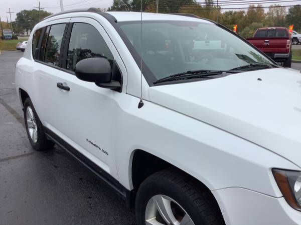 Reliable! 2010 Jeep Compass! We Finance! - cars & trucks - by dealer... for sale in Ortonville, MI – photo 13