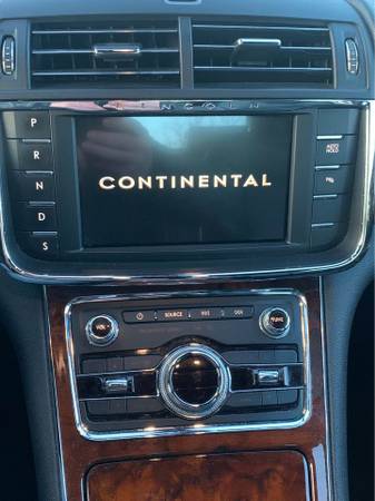 2017 Lincoln Continental for sale in Northampton, MA – photo 11