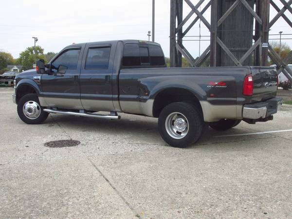 2008 Ford F 350 Lariat Dually - cars & trucks - by dealer - vehicle... for sale in Champaign, IL – photo 3