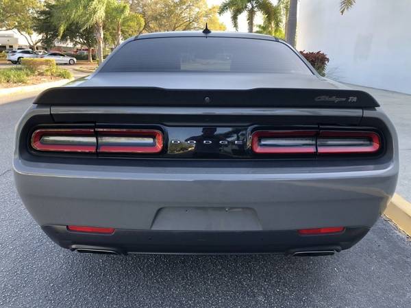 2018 Dodge Challenger R/T Shaker - - by dealer for sale in Sarasota, FL – photo 11