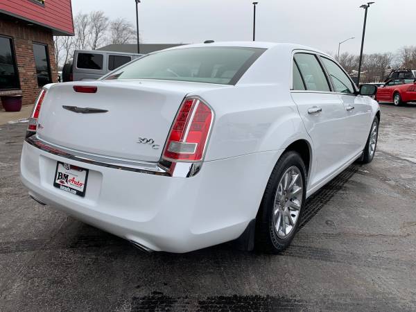 2014 Chrysler 300c - Loaded - New tires - 98k miles! for sale in Oak Forest, IL – photo 7