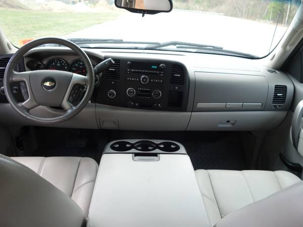 2013 Chevrolet Silverado 1500 Crew Cab 4x4 - - by for sale in Derry, NH – photo 18