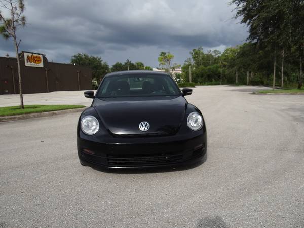 2013 VOLKSWAGEN BEETLE 2.5 COUPE 5 SP MANUAL GREAT SHAPE CLEAR FL... for sale in Fort Myers, FL – photo 9