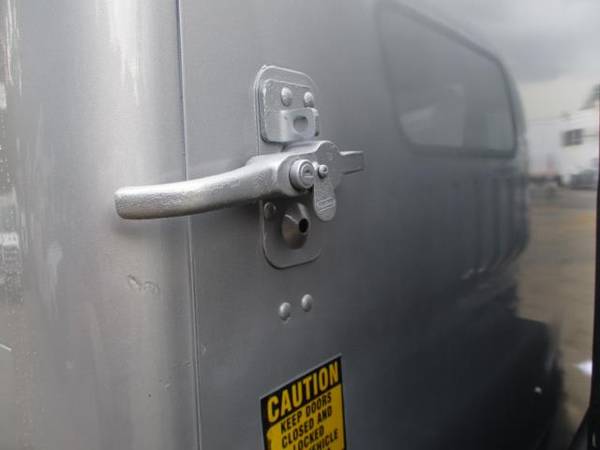 2011 Isuzu NRR 12 BEVERAGE BODY ** SIDE DOOR TRUCK ** - cars &... for sale in south amboy, WV – photo 23