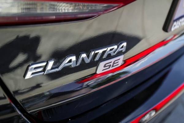2018 Hyundai Elantra SE Sedan ONE OWNER - cars & trucks - by dealer... for sale in Lynnwood, OR – photo 11