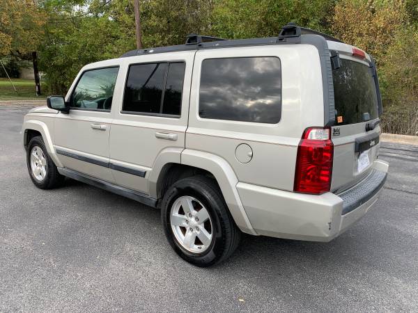 2007 Jeep Commander 3 Sunroofs! Seats 7! Leather! REMOTE START! -... for sale in Austin, TX – photo 8